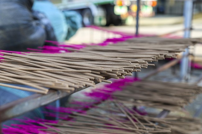 Giữ nghề truyền thống kết hợp phát triển du lịch tại làng hương Thủy Xuân - Ảnh 12.