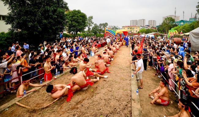 Thể thao cộng đồng – chìa khóa nâng cao sức khỏe, tinh thần và năng lực sản xuất của người dân nghèo - Ảnh 1. Thể thao cộng đồng – chìa khóa nâng cao sức khỏe, tinh thần và năng lực sản xuất của người dân nghèo - Ảnh 1.