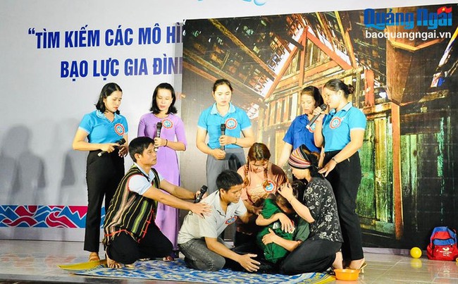 Quảng Ngãi: Nâng cao vai trò, trách nhiệm của cộng đồng, cá nhân trong công tác phòng, chống bạo lực gia đình - Ảnh 1. Quảng Ngãi: Nâng cao vai trò, trách nhiệm của cộng đồng, cá nhân trong công tác phòng, chống bạo lực gia đình - Ảnh 1.