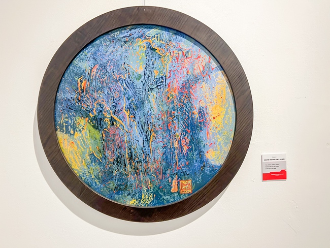 Giới thiệu 44 tác phẩm nghệ thuật sơn mài tại triển lãm chào mừng Đại hội Đảng toàn quốc lần thứ XIV - Ảnh 6. Giới thiệu 44 tác phẩm nghệ thuật sơn mài tại triển lãm chào mừng Đại hội Đảng toàn quốc lần thứ XIV - Ảnh 6.