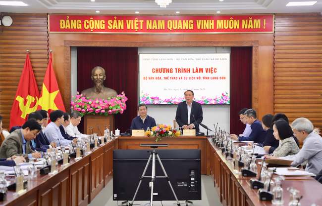 Bộ trưởng Nguyễn Văn Hùng làm việc với lãnh đạo tỉnh Lạng Sơn về kết quả thực hiện công tác văn hóa, thể thao và du lịch năm 2025 - Ảnh 1. Bộ trưởng Nguyễn Văn Hùng làm việc với lãnh đạo tỉnh Lạng Sơn về kết quả thực hiện công tác văn hóa, thể thao và du lịch năm 2025 - Ảnh 1.