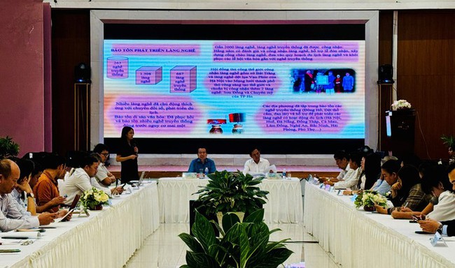 Nâng cao chất lượng, đổi mới sáng tạo sản phẩm du lịch làng nghề - Ảnh 1. Nâng cao chất lượng, đổi mới sáng tạo sản phẩm du lịch làng nghề - Ảnh 1.