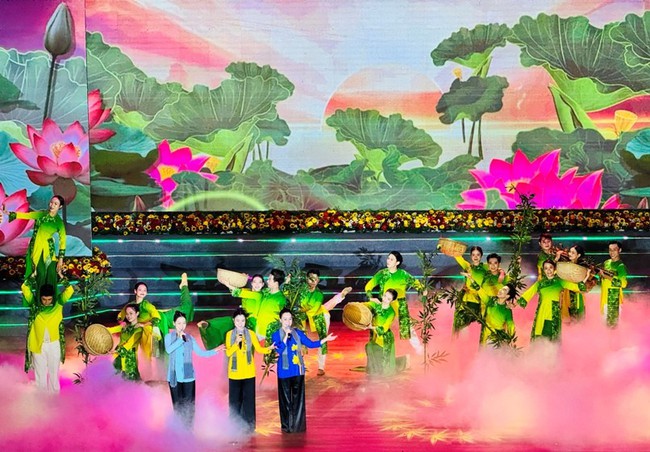 An Giang: Nâng cao chất lượng, hiệu quả hoạt động văn hóa - Ảnh 1. An Giang: Nâng cao chất lượng, hiệu quả hoạt động văn hóa - Ảnh 1.