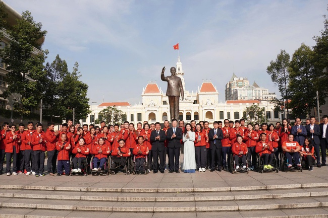 Phó Thủ tướng Mai Văn Chính: "Đoàn Thể thao NKT Việt Nam sẽ phát huy cao nhất tinh thần trách nhiệm, bản lĩnh và ý chí Việt Nam" - Ảnh 1. Phó Thủ tướng Mai Văn Chính: "Đoàn Thể thao NKT Việt Nam sẽ phát huy cao nhất tinh thần trách nhiệm, bản lĩnh và ý chí Việt Nam" - Ảnh 1.