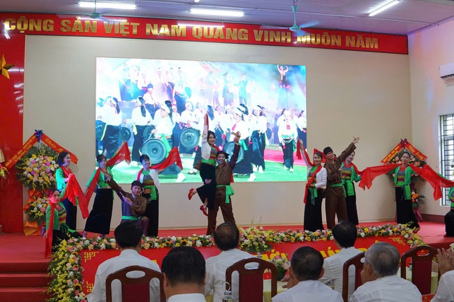 Xã Cự Đồng gìn giữ và lan tỏa bản sắc văn hóa Mường - Ảnh 1. Xã Cự Đồng gìn giữ và lan tỏa bản sắc văn hóa Mường - Ảnh 1.