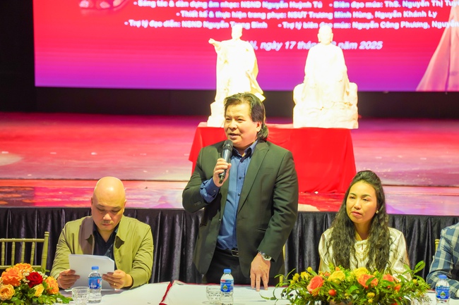 Chính thức ra mắt khán giả vở diễn xiếc và cải lương “Trần Nhân Tông” - Ảnh 1. Chính thức ra mắt khán giả vở diễn xiếc và cải lương “Trần Nhân Tông” - Ảnh 1.