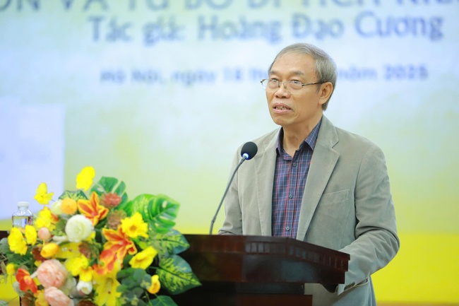 Gìn giữ và làm phong phú thêm di sản lịch sử – văn hóa Việt Nam: Từ sách chuyên khảo đến hành động thiết thực - Ảnh 3. Gìn giữ và làm phong phú thêm di sản lịch sử – văn hóa Việt Nam: Từ sách chuyên khảo đến hành động thiết thực - Ảnh 3.