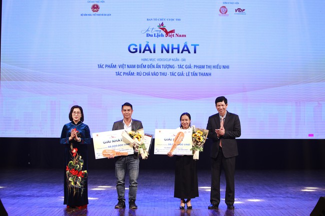 Góc nhìn thơ mộng về thiên nhiên Huế trong tác phẩm đoạt Giải Nhất Cuộc thi sáng tạo Video/clip "Ấn tượng Du lịch Việt Nam" - Ảnh 1. Góc nhìn thơ mộng về thiên nhiên Huế trong tác phẩm đoạt Giải Nhất Cuộc thi sáng tạo Video/clip "Ấn tượng Du lịch Việt Nam" - Ảnh 1.