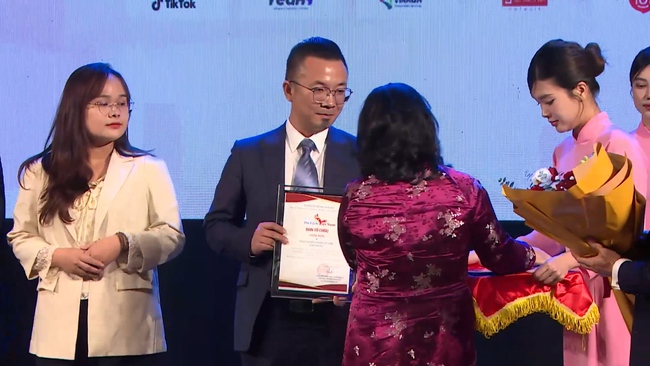 Từ sáng tạo trẻ đến hành trình xanh - Dấu ấn đồng hành của YADEA tại "Ấn tượng du lịch việt nam" - Ảnh 1. Từ sáng tạo trẻ đến hành trình xanh - Dấu ấn đồng hành của YADEA tại "Ấn tượng du lịch việt nam" - Ảnh 1.