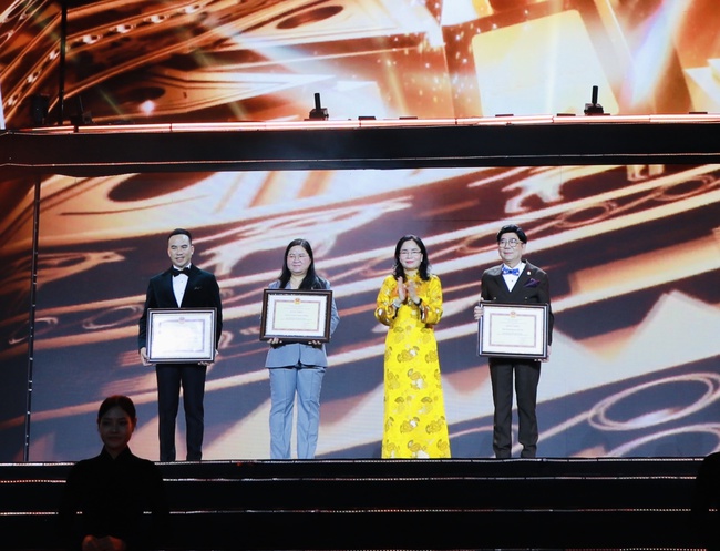 Giải thưởng Quảng cáo sáng tạo Việt Nam 2025: Vạn Xuân Awards 2025 vinh danh 63 ý tưởng sáng tạo xuất sắc - Ảnh 5.