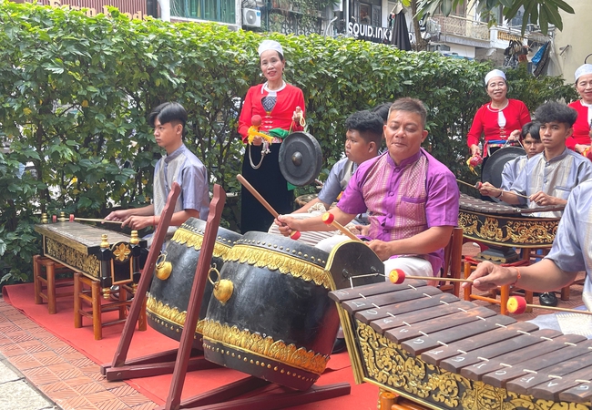 Khi Chiêng Mường và Nhạc Ngũ âm hòa nhịp cùng du lịch bền vững - Ảnh 5.