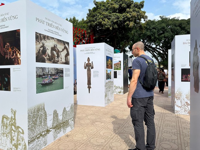 Giới thiệu Di sản văn hóa Việt Nam từ truyền thống đến hiện đại - Ảnh 4. Giới thiệu Di sản văn hóa Việt Nam từ truyền thống đến hiện đại - Ảnh 4.