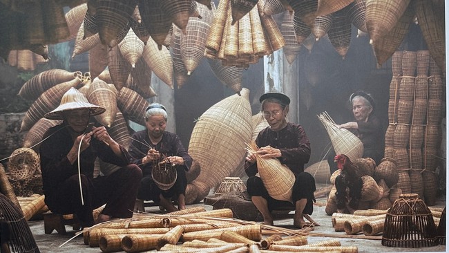 Giới thiệu Di sản văn hóa Việt Nam từ truyền thống đến hiện đại - Ảnh 3. Giới thiệu Di sản văn hóa Việt Nam từ truyền thống đến hiện đại - Ảnh 3.