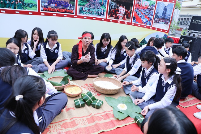 Phú Thọ Công bố chương trình Du lịch học đường, Giáo dục di sản vùng Đất Tổ - Ảnh 3.