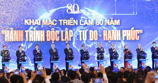 Công bố 10 sự kiện văn hóa, thể thao và du lịch tiêu biểu năm 2025 - Ảnh 2.