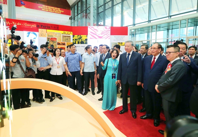 Công bố 10 sự kiện văn hóa, thể thao và du lịch tiêu biểu năm 2025 - Ảnh 3.