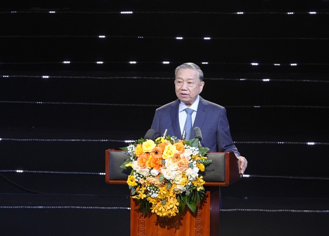 Đặc sắc chương trình nghệ thuật "Hồ Chí Minh - Hành trình khát vọng 2025" - Ảnh 1.