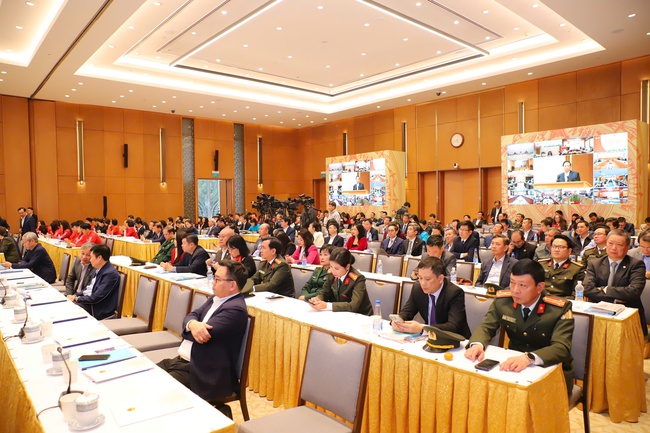 Thủ tướng: Văn hóa thẩm thấu - truyền thông lan tỏa - thể thao vươn tầm - du lịch đột phá"; kiến tạo không gian phát triển văn hóa, thể thao, du lịch trong kỷ nguyên mới - Ảnh 6.