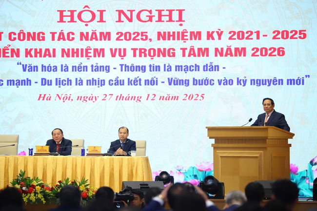 Thủ tướng: Văn hóa thẩm thấu - truyền thông lan tỏa - thể thao vươn tầm - du lịch đột phá"; kiến tạo không gian phát triển văn hóa, thể thao, du lịch trong kỷ nguyên mới - Ảnh 2.