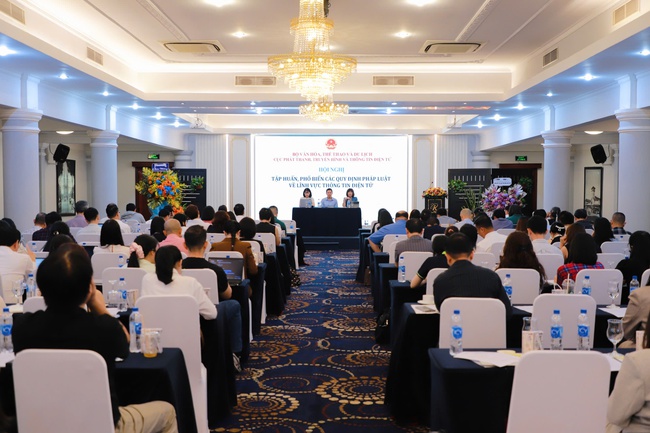 Hội nghị tập huấn, phổ biến các quy định pháp luật về lĩnh vực thông tin điện tử - Ảnh 1.