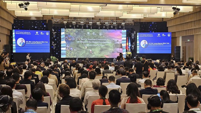 Nhân rộng điển hình tiên tiến và các mô hình, sáng kiến nổi bật - Tạo sức lan tỏa mạnh mẽ trong phong trào thi đua yêu nước ngành VHTTDL - Ảnh 2.