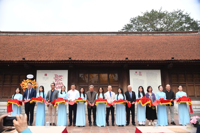 “Đạo học ngàn năm” – Tôn vinh truyền thống hiếu học trong không gian Văn Miếu – Quốc Tử Giám - Ảnh 2.