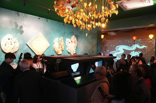 "Kinh đô Thăng Long” - Đánh thức di sản nghìn năm bằng công nghệ số - Ảnh 7. "Kinh đô Thăng Long” - Đánh thức di sản nghìn năm bằng công nghệ số - Ảnh 7.