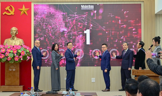 Ra mắt công chúng trang Nhân Dân điện tử tiếng Hàn Quốc - Ảnh 3.