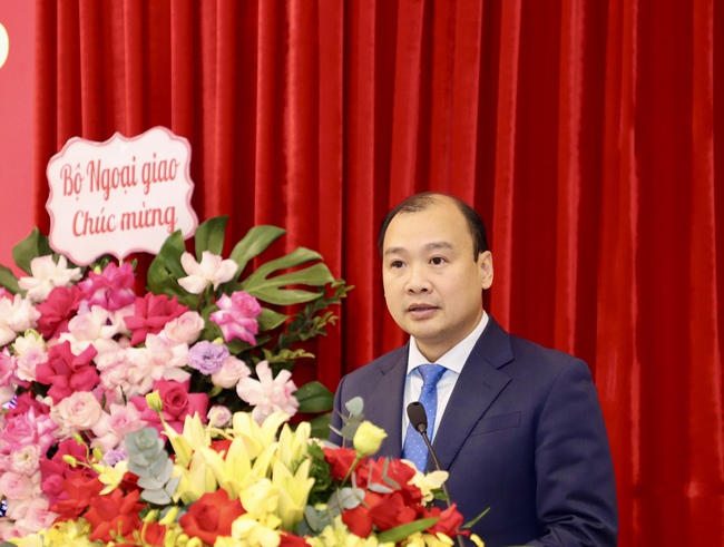 PGS.TS Lê Hải Bình giữ chức Phó Giám đốc Học viện Chính trị Quốc gia Hồ Chí Minh - Ảnh 7.