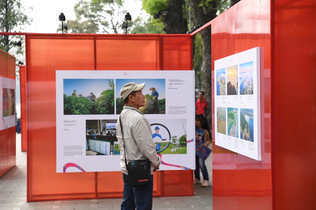 Khai mạc Ngày hội Việt Nam hạnh phúc: - Ảnh 6. Khai mạc Ngày hội Việt Nam hạnh phúc: - Ảnh 6.