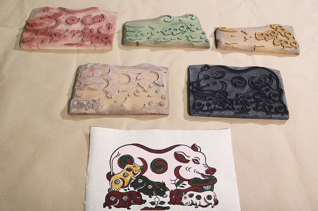 UNESCO ghi danh Nghề làm tranh dân gian Đông Hồ vào danh sách Di sản cần bảo vệ khẩn cấp - Ảnh 3. UNESCO ghi danh Nghề làm tranh dân gian Đông Hồ vào danh sách Di sản cần bảo vệ khẩn cấp - Ảnh 3.