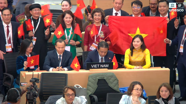 UNESCO ghi danh Nghề làm tranh dân gian Đông Hồ vào danh sách Di sản cần bảo vệ khẩn cấp - Ảnh 5. UNESCO ghi danh Nghề làm tranh dân gian Đông Hồ vào danh sách Di sản cần bảo vệ khẩn cấp - Ảnh 5.