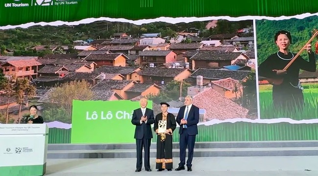 Du lịch thắp sáng khát vọng đổi đời cho đồng bào dân tộc thiểu số ở Lô Lô Chải - Ảnh 3. Du lịch thắp sáng khát vọng đổi đời cho đồng bào dân tộc thiểu số ở Lô Lô Chải - Ảnh 3.