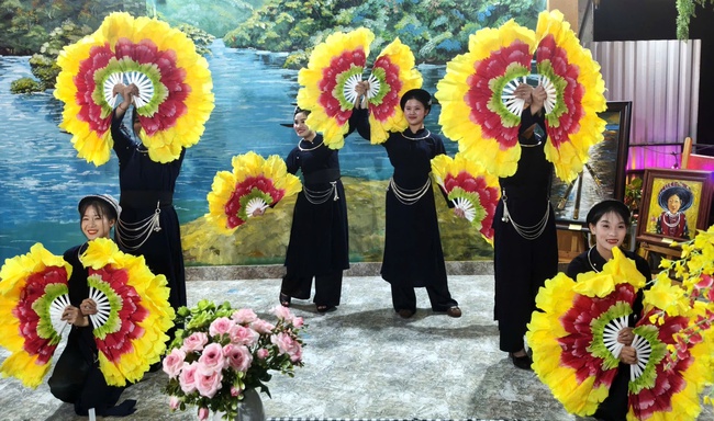 Thái Nguyên đẩy mạnh xây dựng và phát triển văn hóa, con người, khơi dậy tiềm năng, sức mạnh con người Thái Nguyên trong thực hiện mục tiêu phát triển kinh tế - xã hội - Ảnh 1.