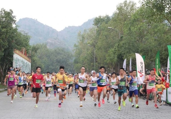 Hơn 7.000 vận động viên tranh tài ở giải marathon quốc tế tại Đà Nẵng - Ảnh 1.