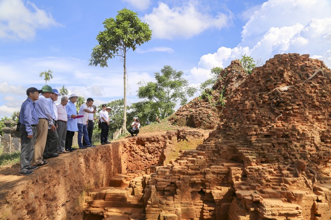 Nhiều kết quả trong công tác văn hóa, thể thao và du lịch tại TP Huế năm 2025 - Ảnh 1. Nhiều kết quả trong công tác văn hóa, thể thao và du lịch tại TP Huế năm 2025 - Ảnh 1.