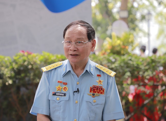 Những nhân chứng lịch sử kể về cuộc Tổng tiến công và nổi dậy Mùa xuân năm 1975 - Ảnh 1. Những nhân chứng lịch sử kể về cuộc Tổng tiến công và nổi dậy Mùa xuân năm 1975 - Ảnh 1.