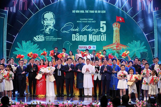 Điểm báo hoạt động ngành Văn hóa, Thể thao và Du lịch ngày 15/5/2025 - Ảnh 1. Điểm báo hoạt động ngành Văn hóa, Thể thao và Du lịch ngày 15/5/2025 - Ảnh 1.