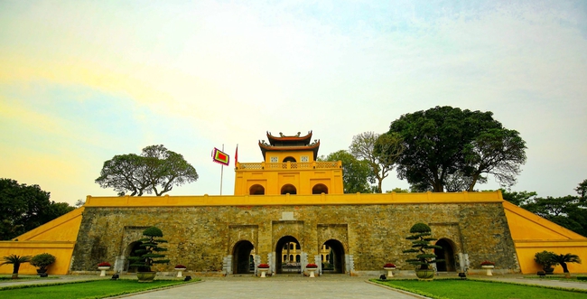 Cho phép khai quật khảo cổ tại Nền nhà Pháo binh thuộc Khu Trung tâm Hoàng thành Thăng Long - Ảnh 1. Cho phép khai quật khảo cổ tại Nền nhà Pháo binh thuộc Khu Trung tâm Hoàng thành Thăng Long - Ảnh 1.