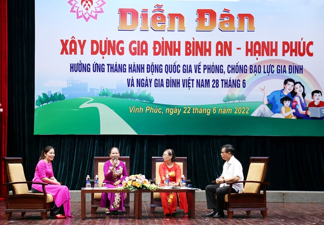 Vĩnh Phúc: Tổ chức Hội nghị chuyên đề "Xây dựng gia đình hạnh phúc trong tình hình mới" - Ảnh 1. Vĩnh Phúc: Tổ chức Hội nghị chuyên đề "Xây dựng gia đình hạnh phúc trong tình hình mới" - Ảnh 1.