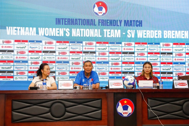 Giao hữu Đội tuyển nữ Việt Nam - CLB Werder Bremen: Cơ hội trải nghiệm cho lứa cầu thủ trẻ - Ảnh 1. Giao hữu Đội tuyển nữ Việt Nam - CLB Werder Bremen: Cơ hội trải nghiệm cho lứa cầu thủ trẻ - Ảnh 1.