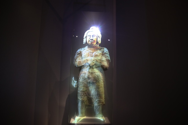 Chiêm ngưỡng di sản Phật giáo thời Lý qua công nghệ 3D mapping tại Bảo tàng Lịch sử quốc gia - Ảnh 9. Chiêm ngưỡng di sản Phật giáo thời Lý qua công nghệ 3D mapping tại Bảo tàng Lịch sử quốc gia - Ảnh 9.
