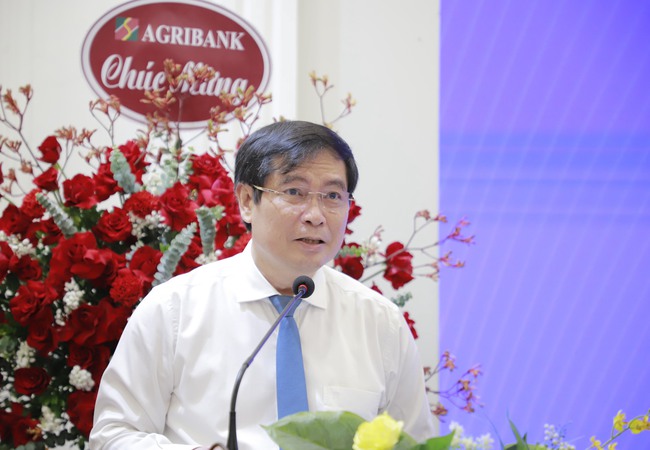 Hội thảo “Hoàn thiện pháp luật để Báo chí phát triển trong kỷ nguyên số” - Ảnh 2. Hội thảo “Hoàn thiện pháp luật để Báo chí phát triển trong kỷ nguyên số” - Ảnh 2.