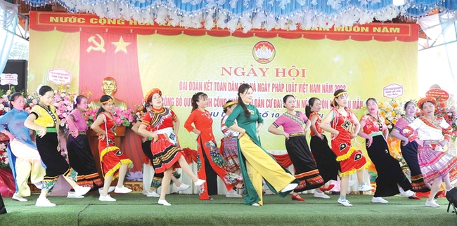 Phú Thọ: Tổ chức tổng kết Phong trào "Toàn dân đoàn kết xây dựng đời sống văn hóa" giai đoạn 2000 – 2025 - Ảnh 1. Phú Thọ: Tổ chức tổng kết Phong trào "Toàn dân đoàn kết xây dựng đời sống văn hóa" giai đoạn 2000 – 2025 - Ảnh 1.