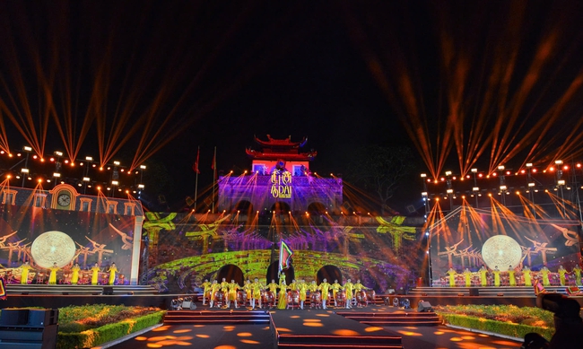 Sở Du lịch nhận 8 nhiệm vụ quan trọng trong Chương trình Xúc tiến đầu tư, thương mại, du lịch thành phố Hà Nội năm 2025 - Ảnh 1. Sở Du lịch nhận 8 nhiệm vụ quan trọng trong Chương trình Xúc tiến đầu tư, thương mại, du lịch thành phố Hà Nội năm 2025 - Ảnh 1.