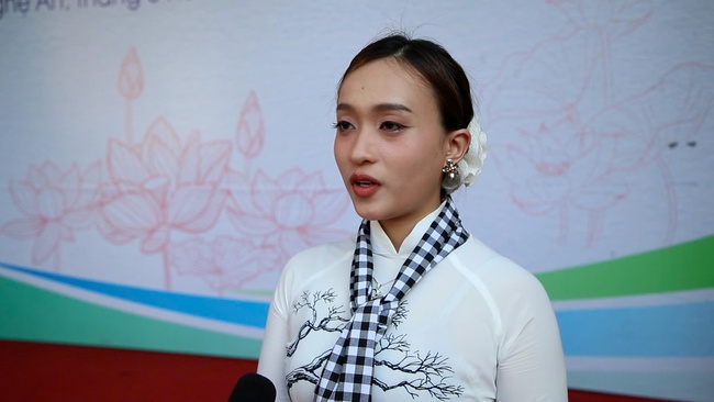 Nghệ sĩ, diễn viên tự hào, xúc động được tham dự Hội diễn Tiếng hát Làng Sen năm 2025 - Ảnh 2. Nghệ sĩ, diễn viên tự hào, xúc động được tham dự Hội diễn Tiếng hát Làng Sen năm 2025 - Ảnh 2.