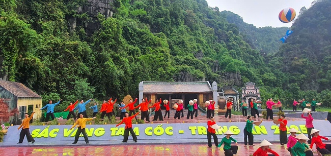 Tuần du lịch Ninh Bình năm 2025: Tôn vinh vẻ đẹp thiên nhiên kỳ thú cùng những di sản văn hóa - Ảnh 3. Tuần du lịch Ninh Bình năm 2025: Tôn vinh vẻ đẹp thiên nhiên kỳ thú cùng những di sản văn hóa - Ảnh 3.