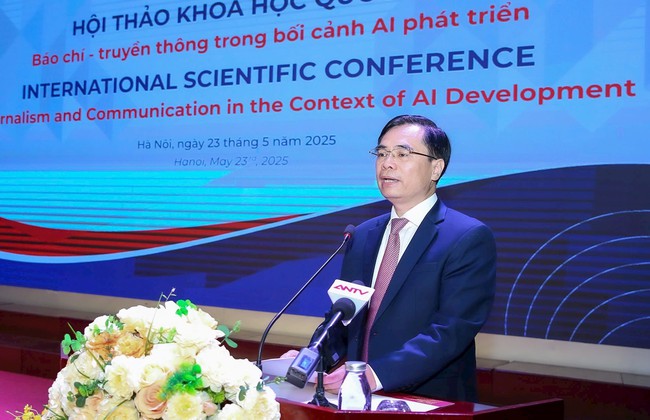 Nâng cao hiệu quả hoạt động báo chí - truyền thông trong bối bối cảnh AI phát triển - Ảnh 4. Nâng cao hiệu quả hoạt động báo chí - truyền thông trong bối bối cảnh AI phát triển - Ảnh 4.