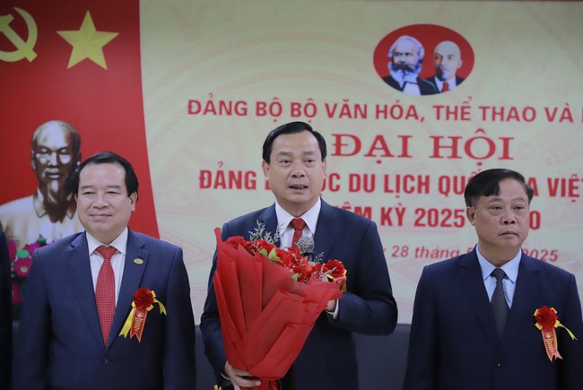 Đại hội Đảng bộ Cục Du lịch Quốc gia Việt Nam nhiệm kỳ 2025-2030 - Ảnh 9. Đại hội Đảng bộ Cục Du lịch Quốc gia Việt Nam nhiệm kỳ 2025-2030 - Ảnh 9.