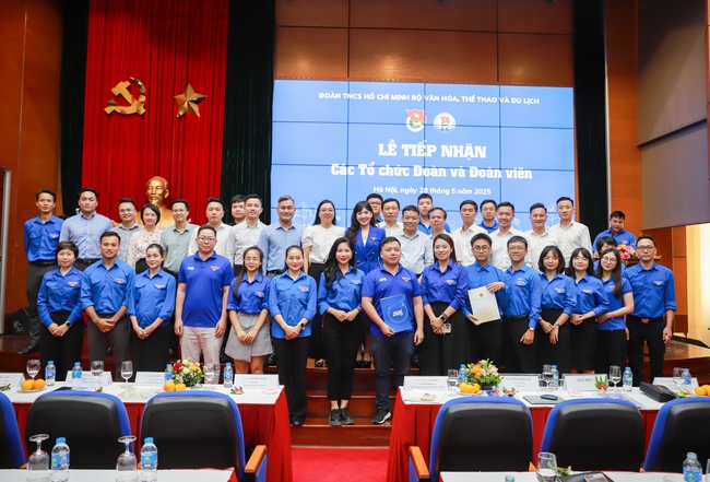 Lễ tiếp nhận các tổ chức Đoàn về trực thuộc Đoàn TNCS Hồ Chí Minh Bộ VHTTDL - Ảnh 2. Lễ tiếp nhận các tổ chức Đoàn về trực thuộc Đoàn TNCS Hồ Chí Minh Bộ VHTTDL - Ảnh 2.